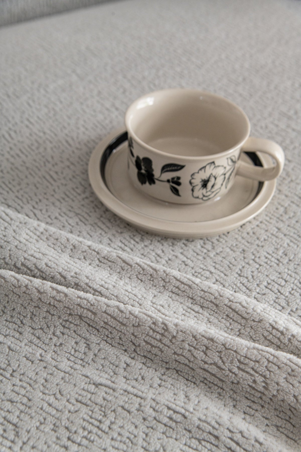 Couch Cover - Veloura - Cloud Grey