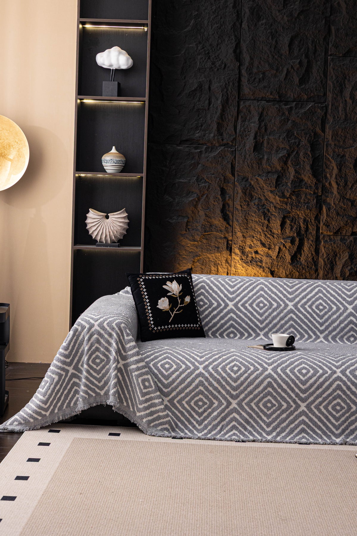 Throw Blanket - Atlas Geo - Cloud Grey