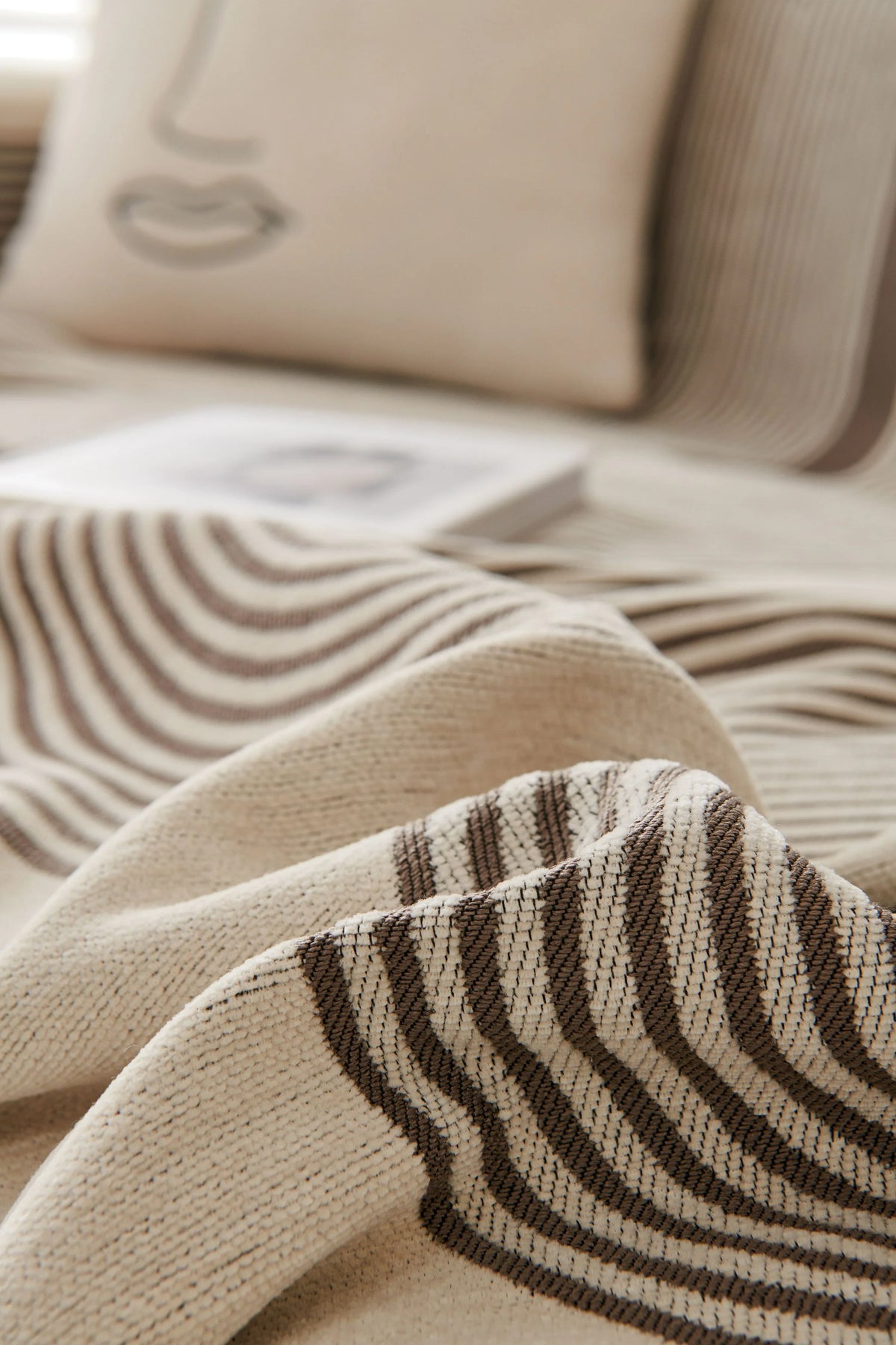 Throw Blanket - Coffee Brown - Soft Tassel