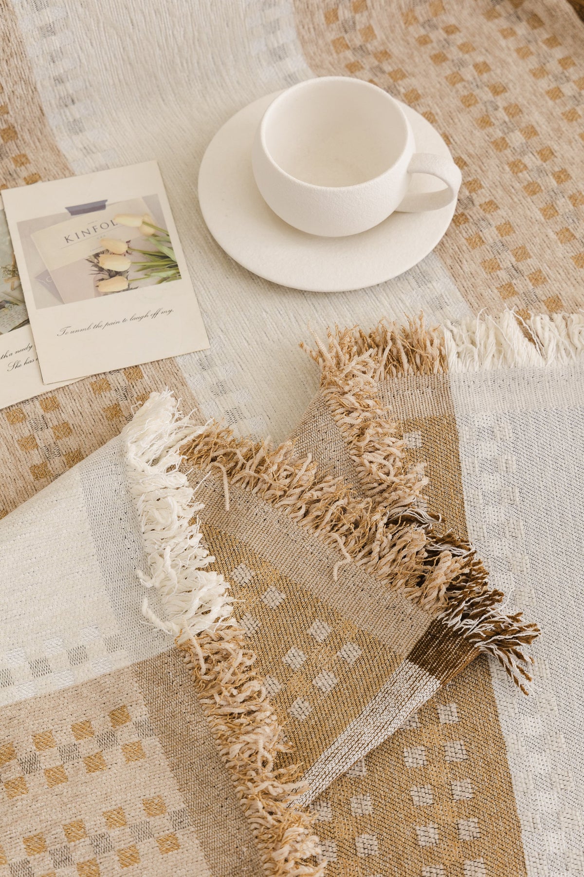 Throw Blanket - Casella - Brown