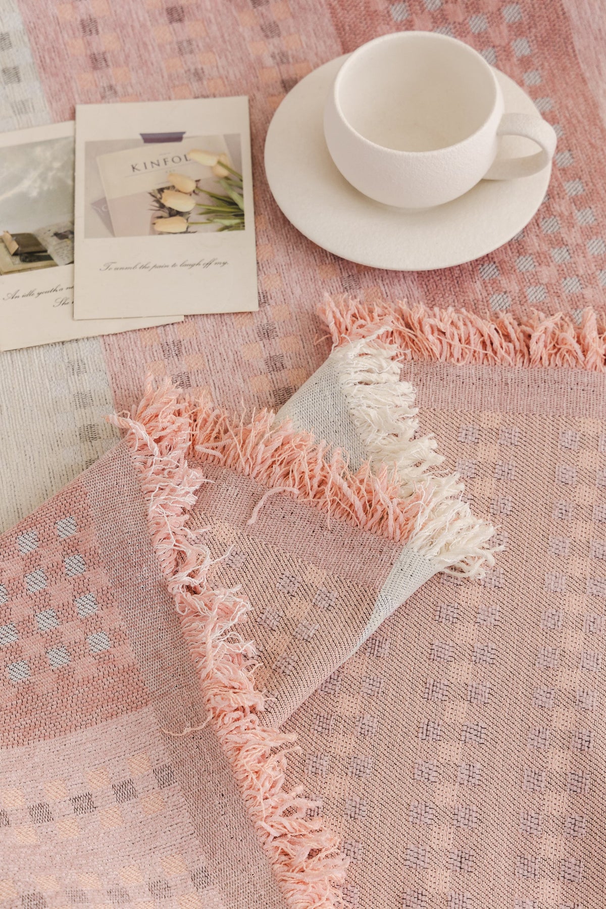Throw Blanket - Casella - Pink