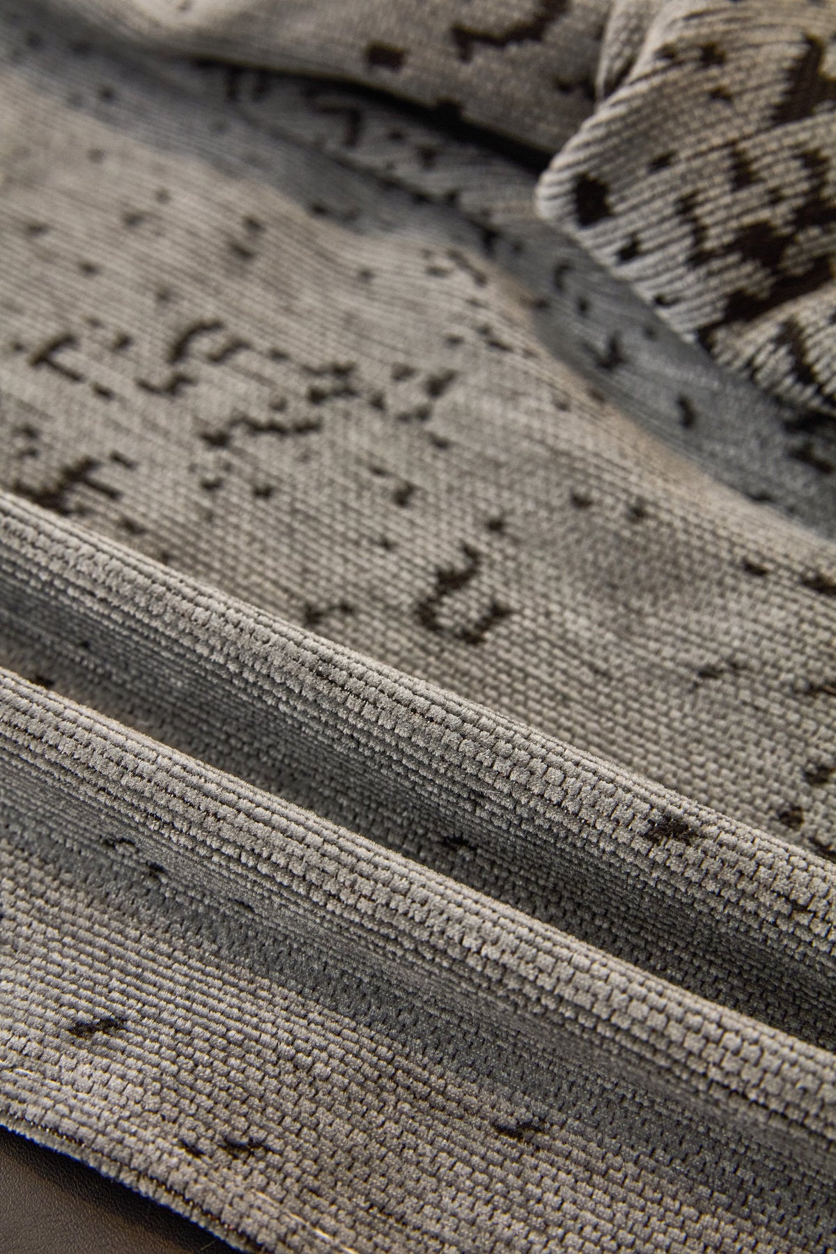 Throw Blanket - Elaris - Cloud Grey