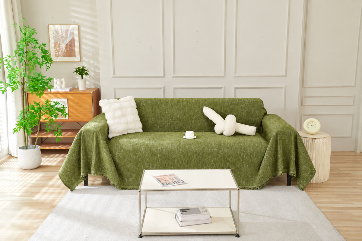 Elligate Throw Blanket · Green