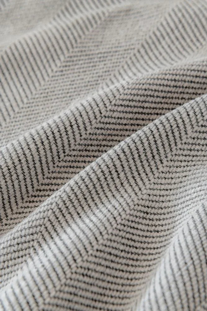 Throw Blanket - Herpome - Cloud Grey