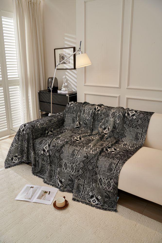 Throw Blanket - Melareve - Jet Black