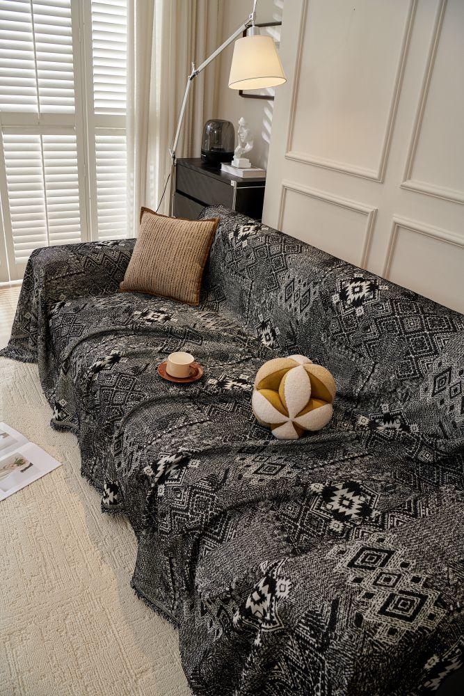 Throw Blanket - Melareve - Jet Black
