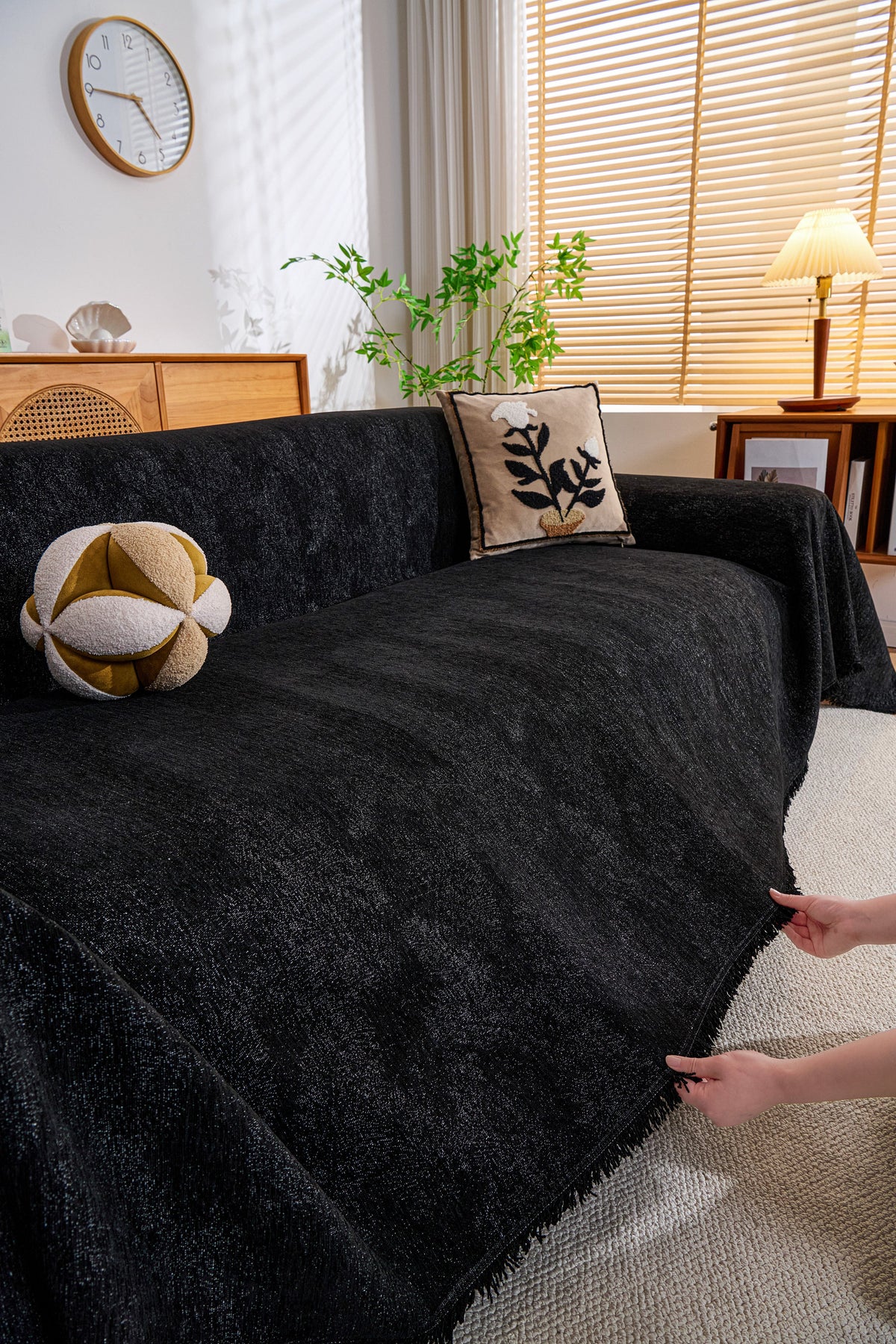 Throw Blanket - Mistara - Jet Black