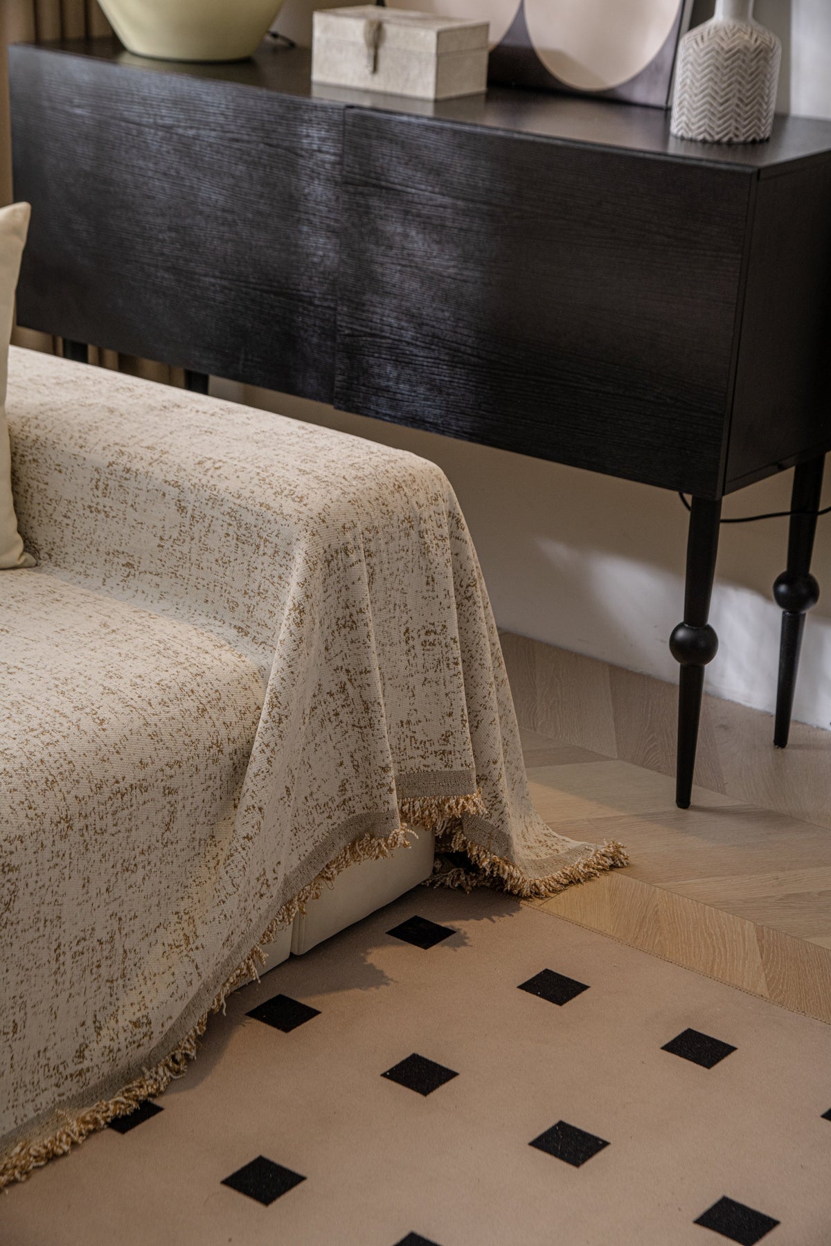 Throw Blanket - Oriona - Coffee Brown