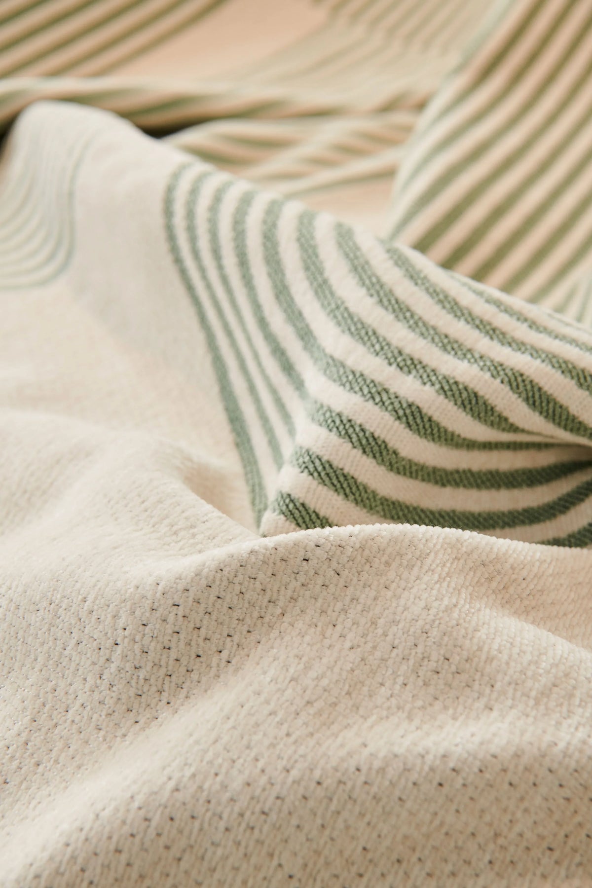 Throw Blanket - Pistachio Green - Soft Tassel