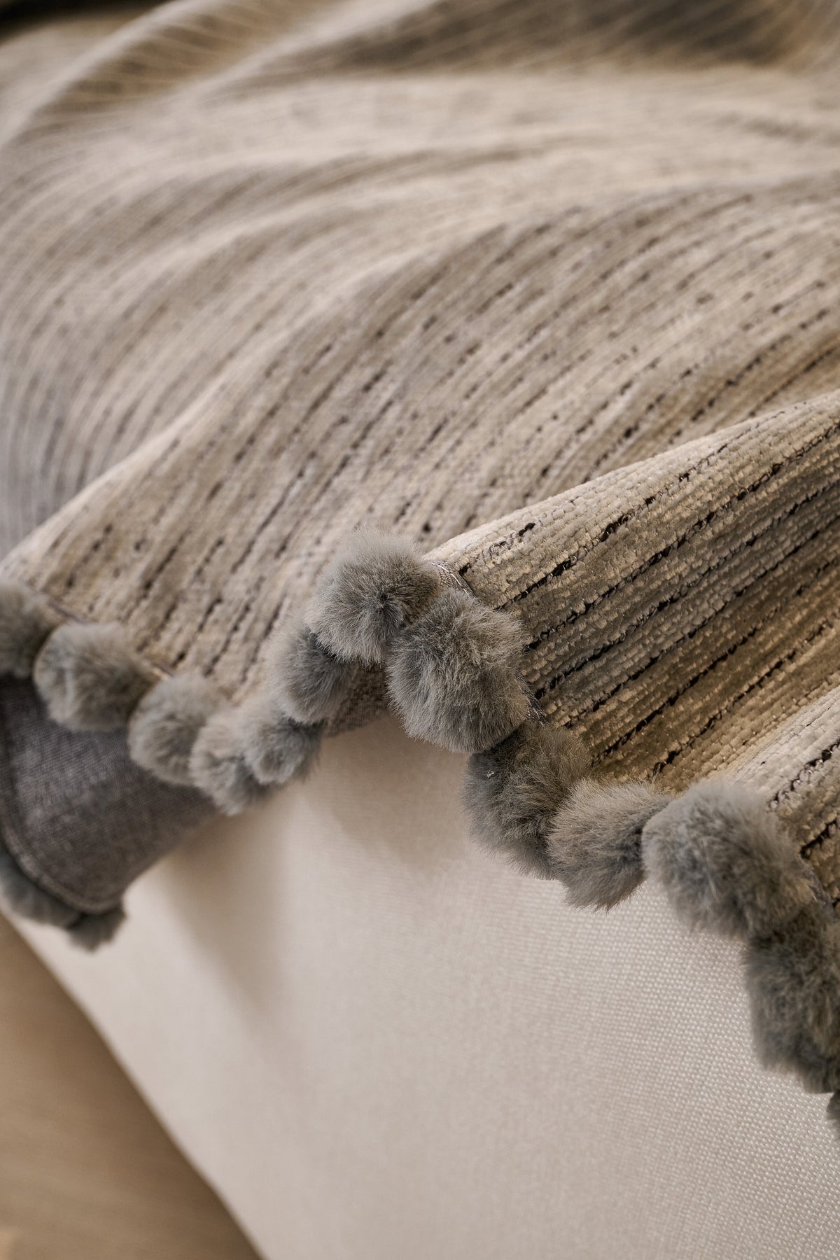 Throw Blanket - Pomelle - Space Grey