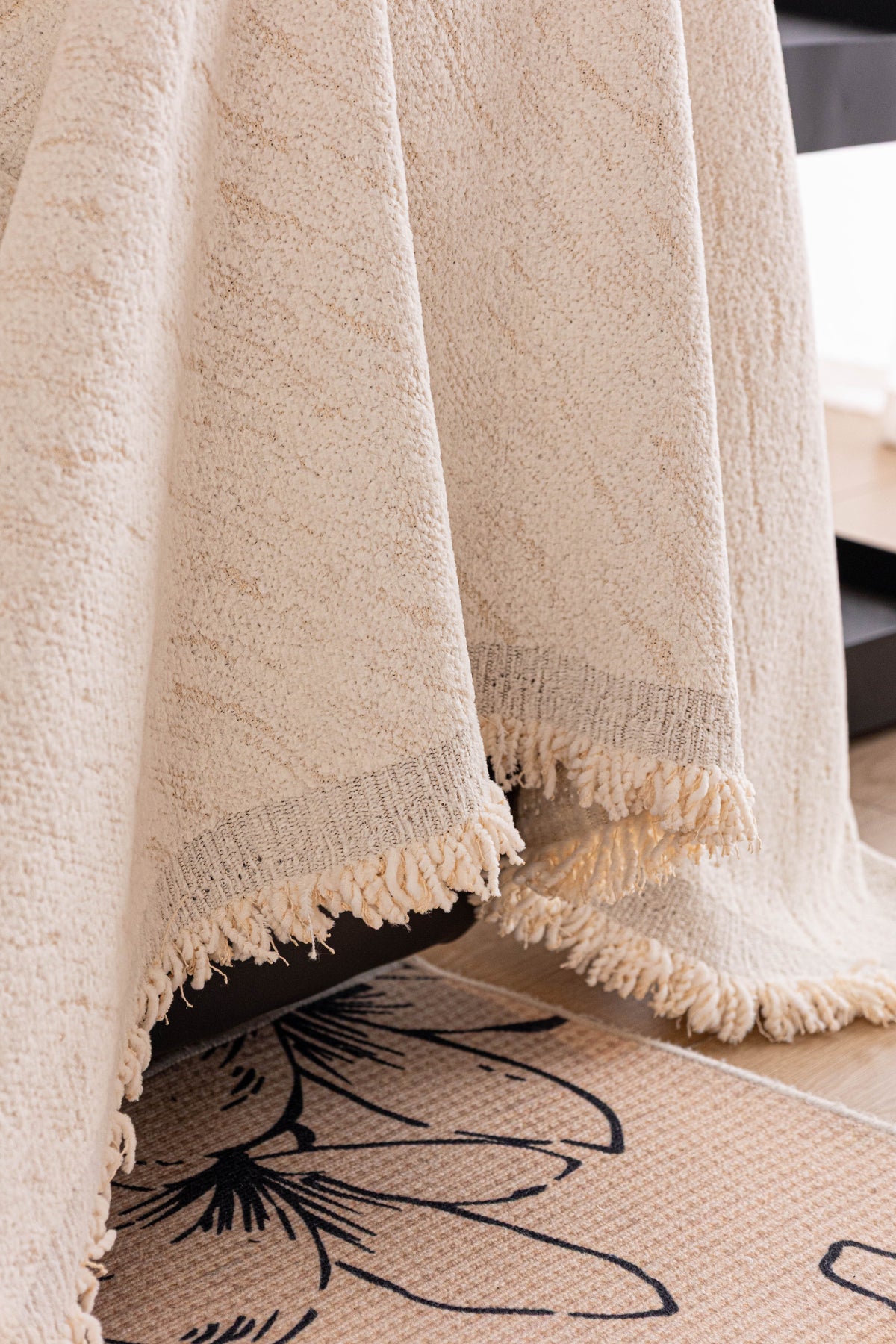 Throw Blanket- Velmora – Cream White