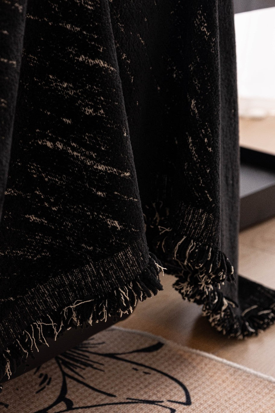 Throw Blanket - Velmora – Jet Black
