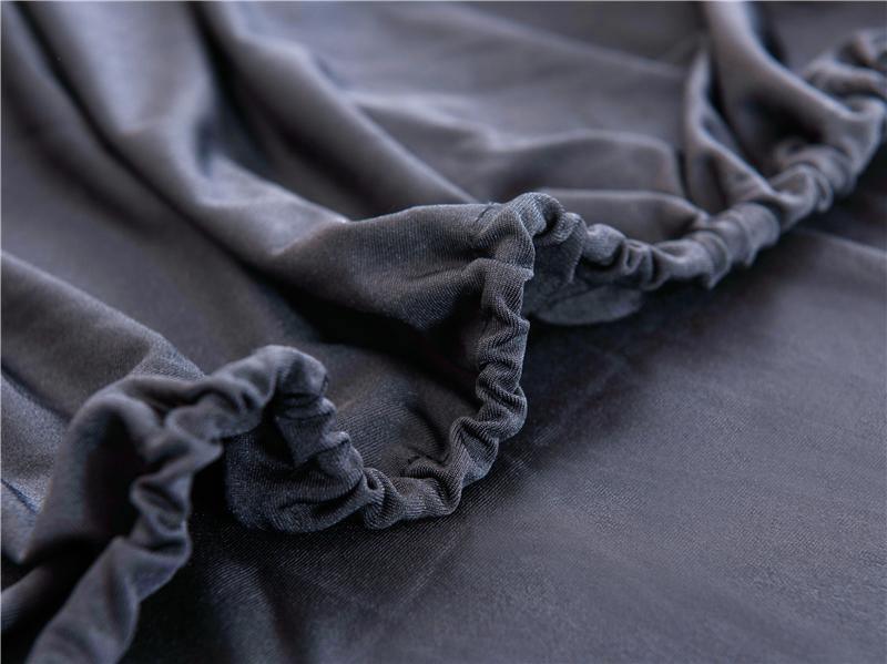 Couch Cover - Black - Adaptable & Expandable