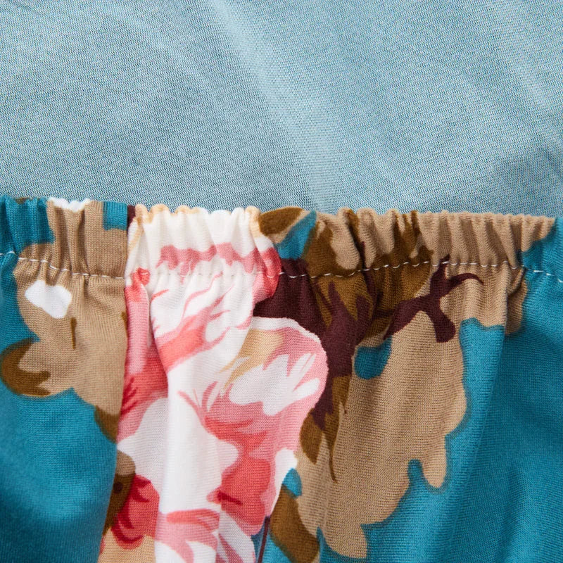Couch Cover - Blossom - Adaptable & Expandable
