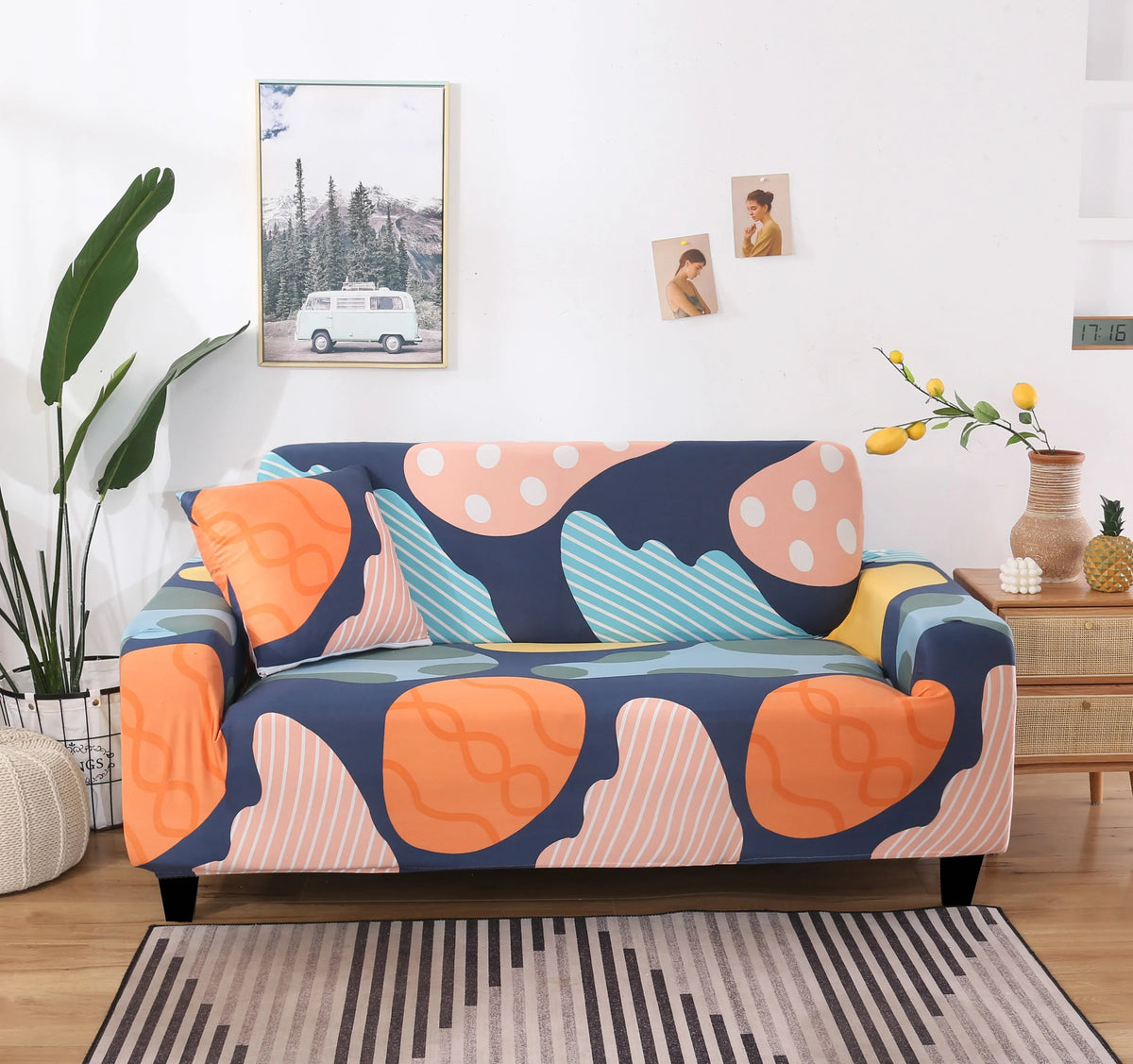Couch Cover - Strastenchia - Adaptable & Expandable