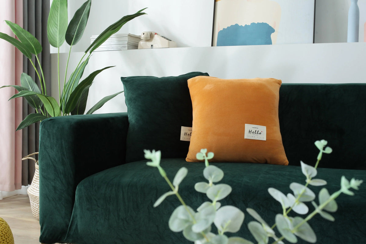 Couch Cover - Velvet - Dark Green - Adaptable & Expandable