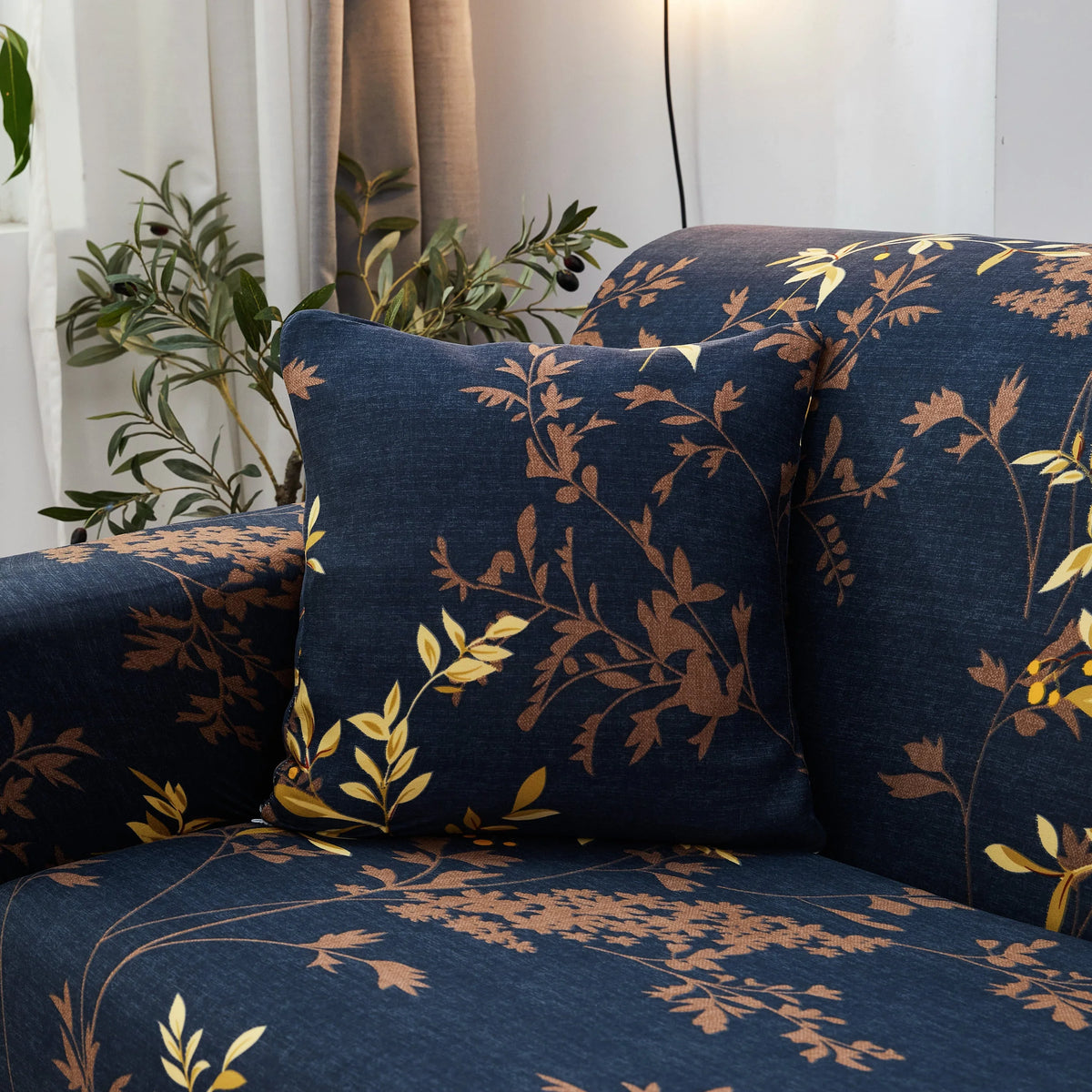 Cushion Cover - Leavebow