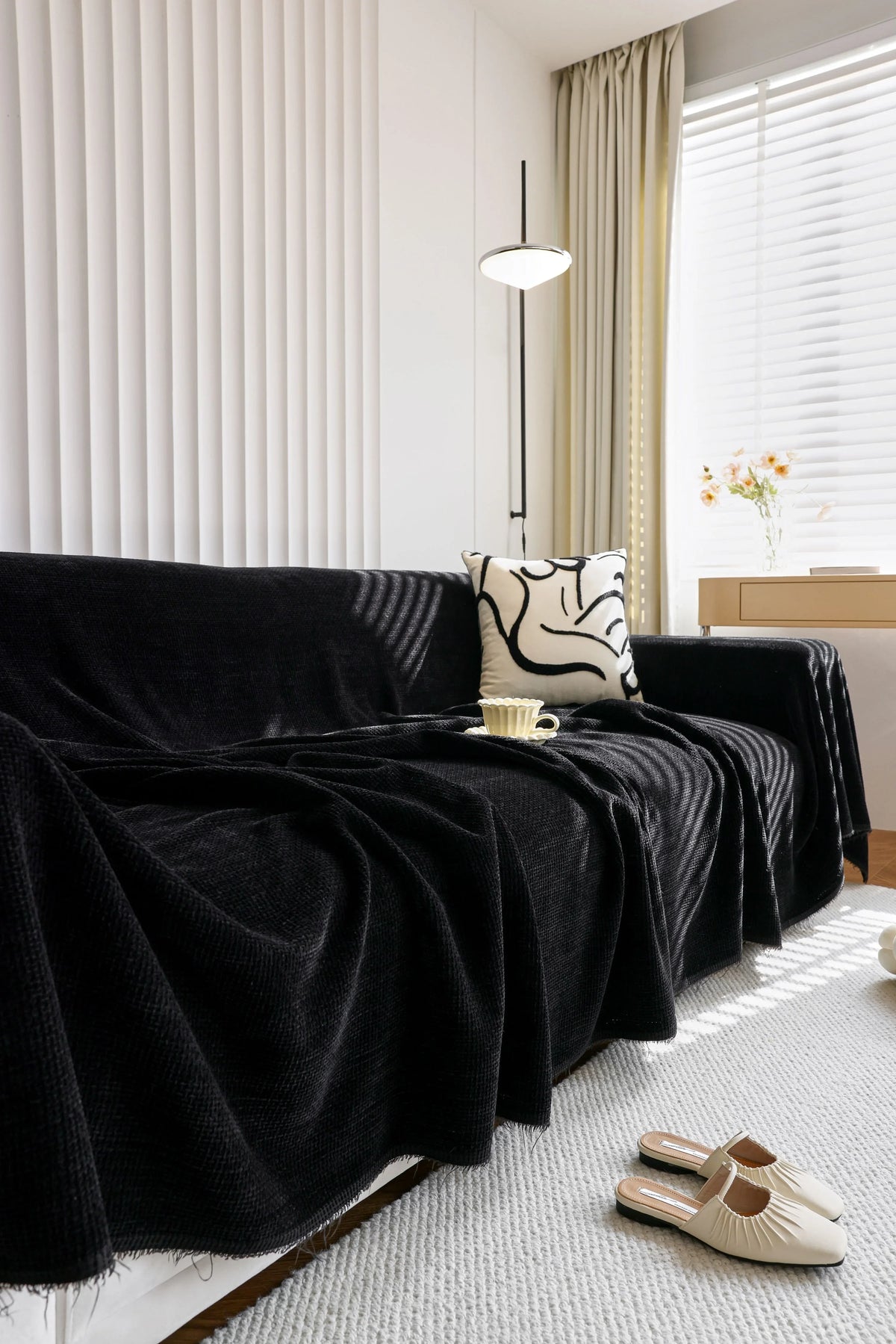 Throw Blanket - Coveri - Black