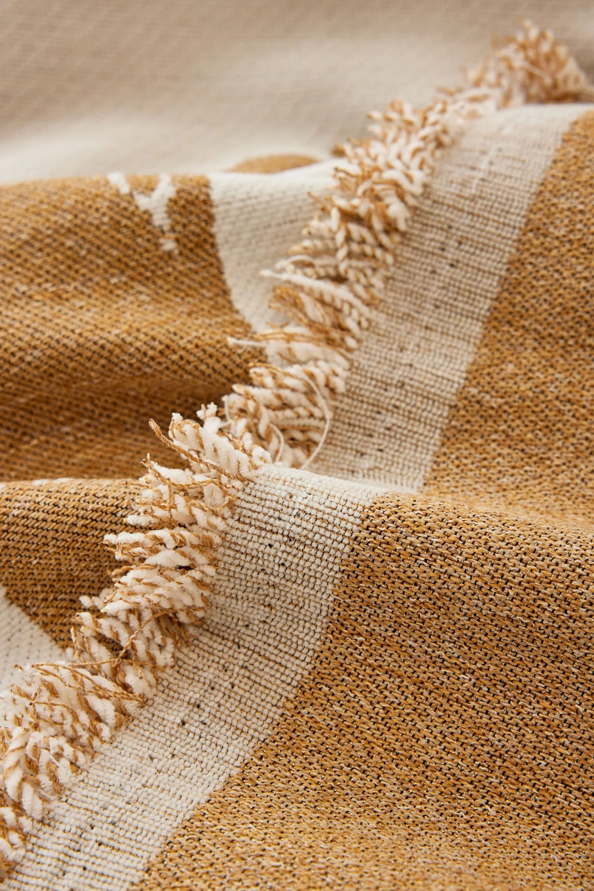 Throw Blanket - Skymoore - Khaki