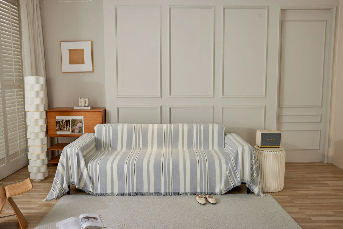Throw Blanket - Striniara - Grey